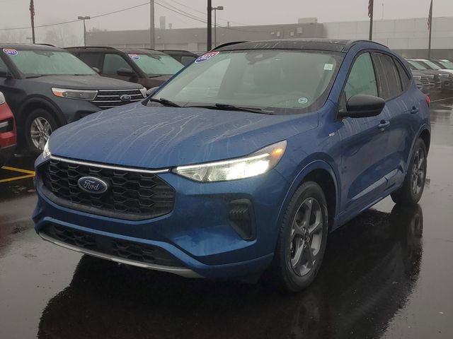 Certified 2023 Ford Escape ST-Line w/ Tech Pack #1 image 2