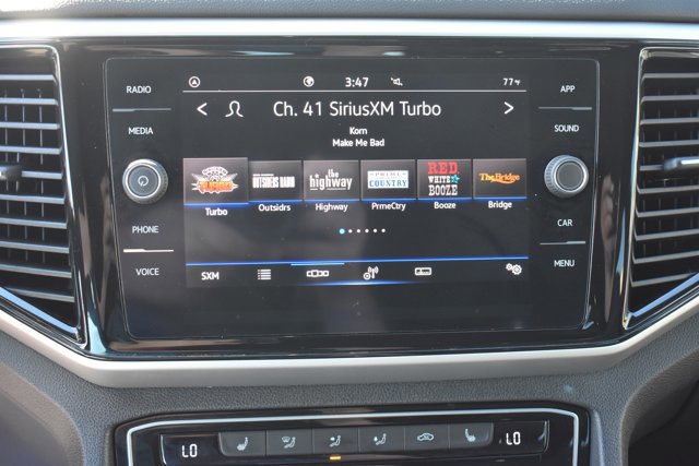 Used 2022 Volkswagen Atlas Cross Sport SE image 25