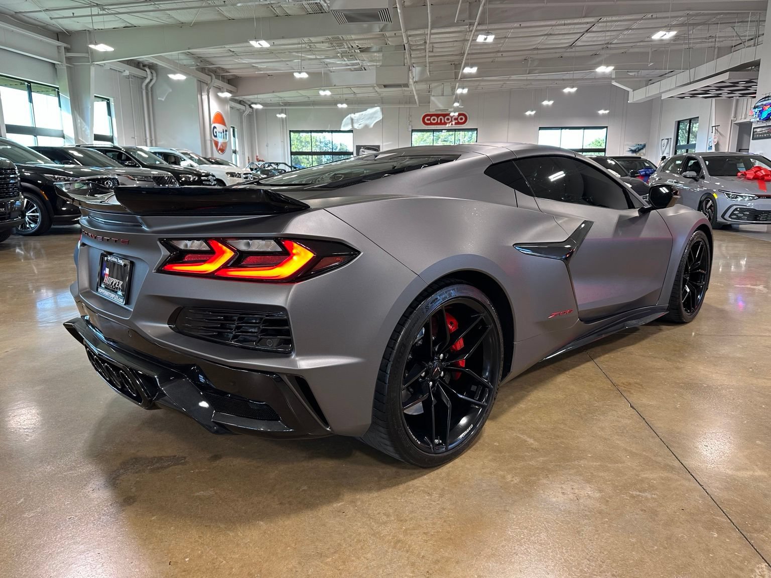 Used 2025 Chevrolet Corvette Z06 RWD image 8