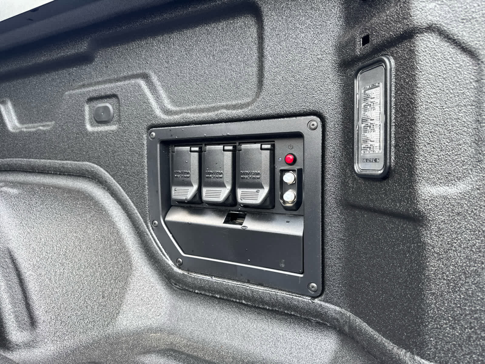 New 2026 Chevrolet Silverado EV Trail Boss w/ Premium Package image 15