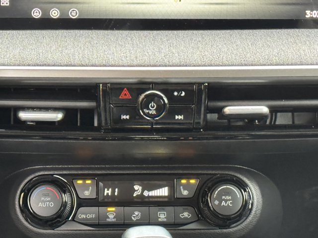 New 2026 Nissan Kicks SV w/ Cold Weather Package image 23