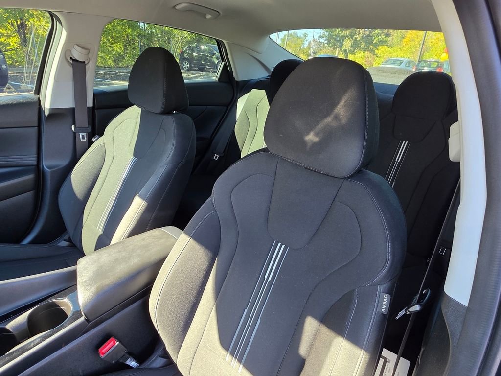 Used 2022 Hyundai Elantra SEL w/ Convenience Package image 14