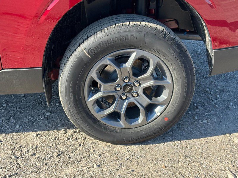New 2026 Ford Maverick XLT w/ XLT Luxury Package FWD image 12