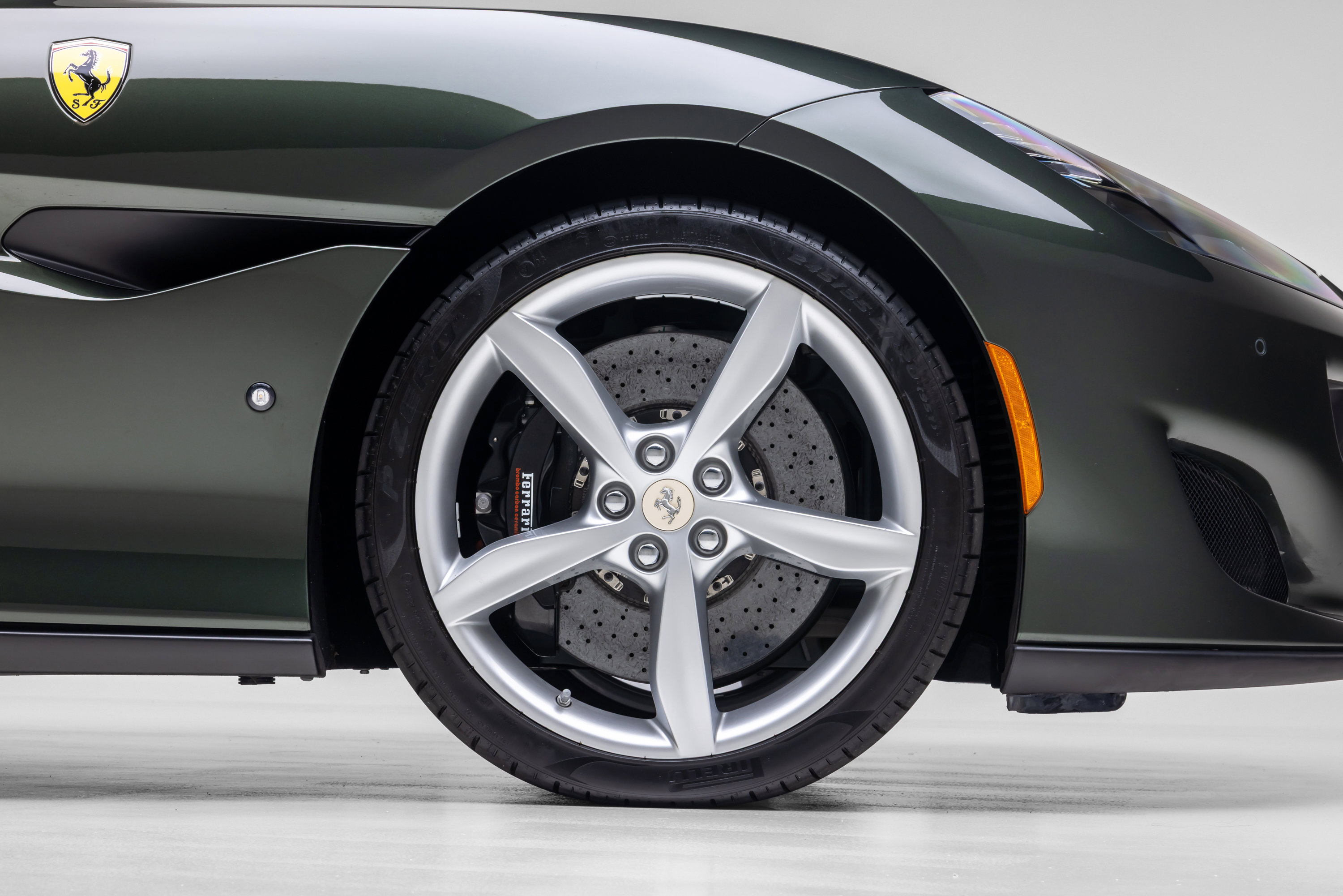 Certified 2019 Ferrari Portofino RWD image 18
