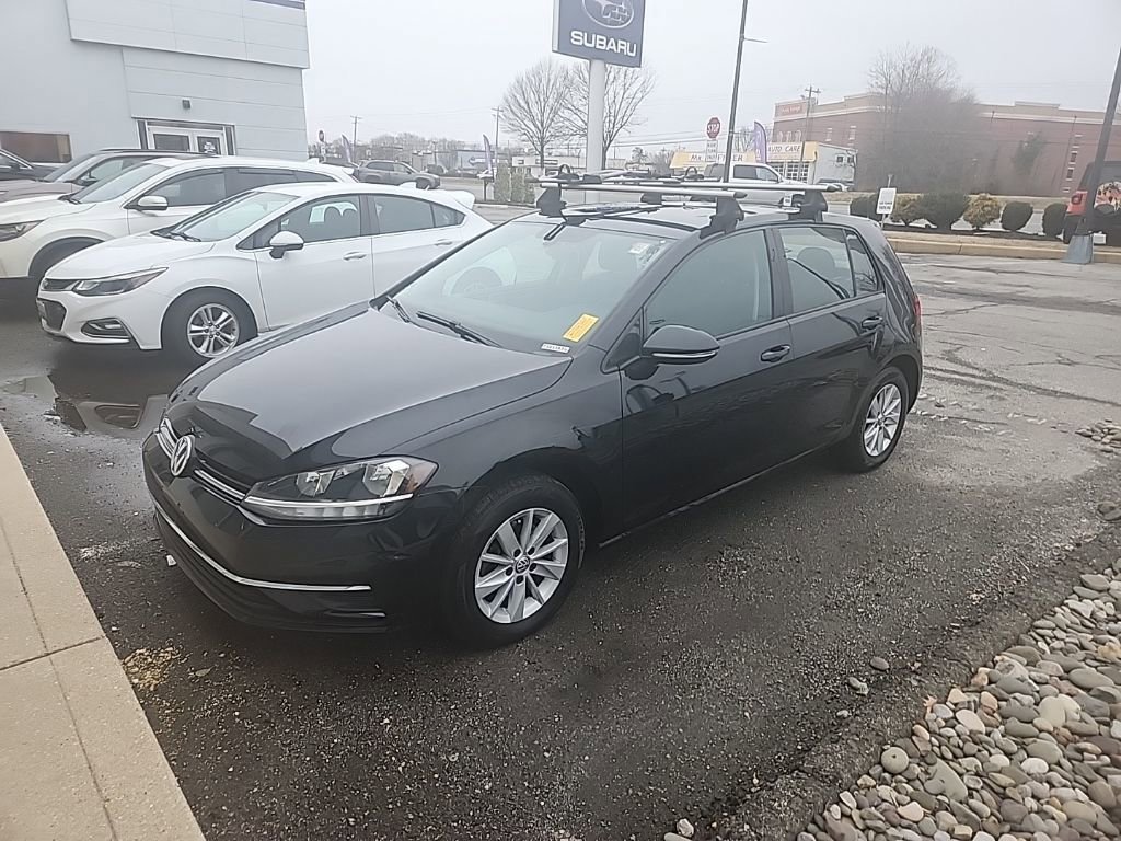 Used 2018 Volkswagen Golf SE image 8