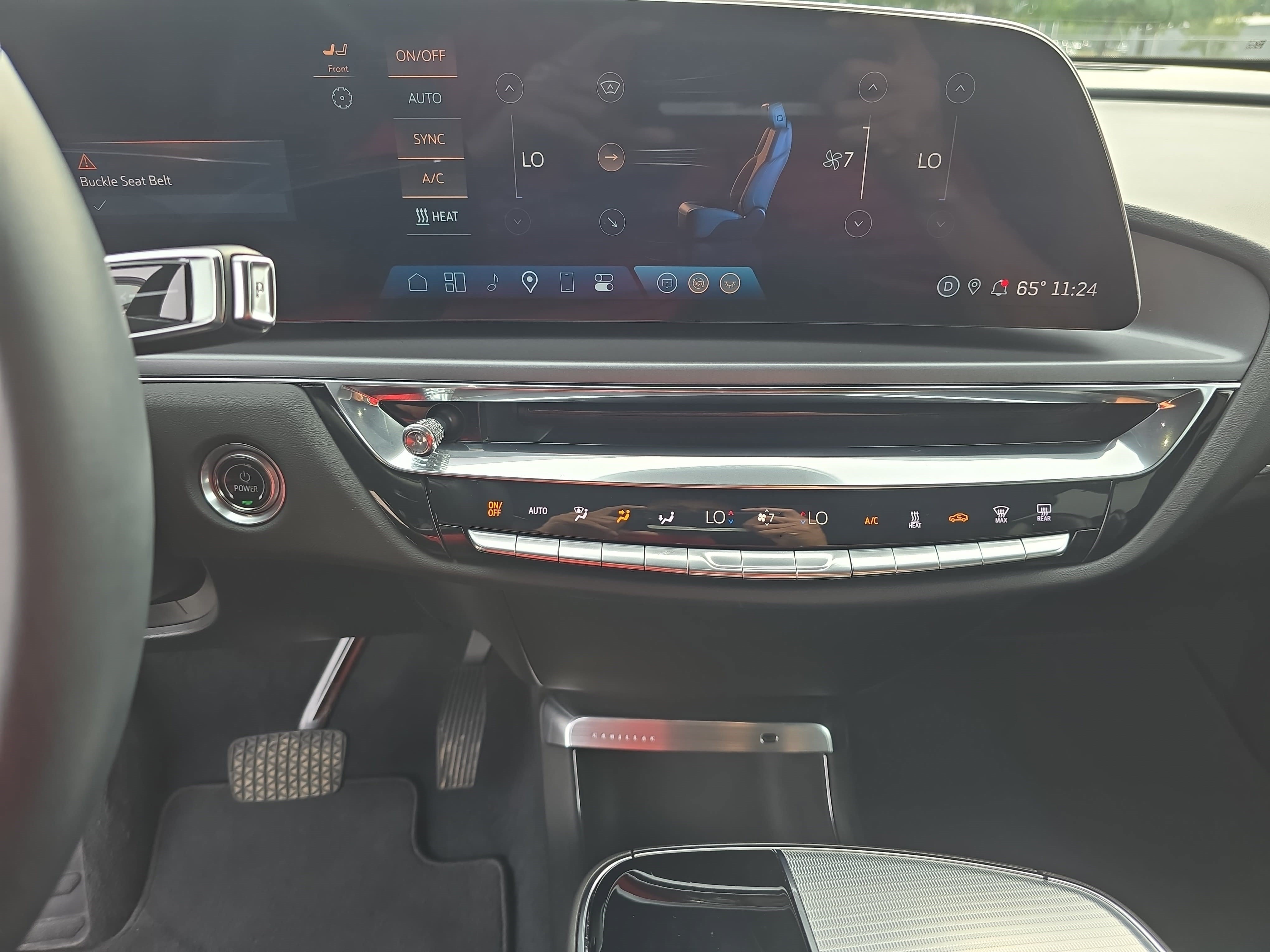 Certified 2024 Cadillac Lyriq Tech AWD/4WD image 23