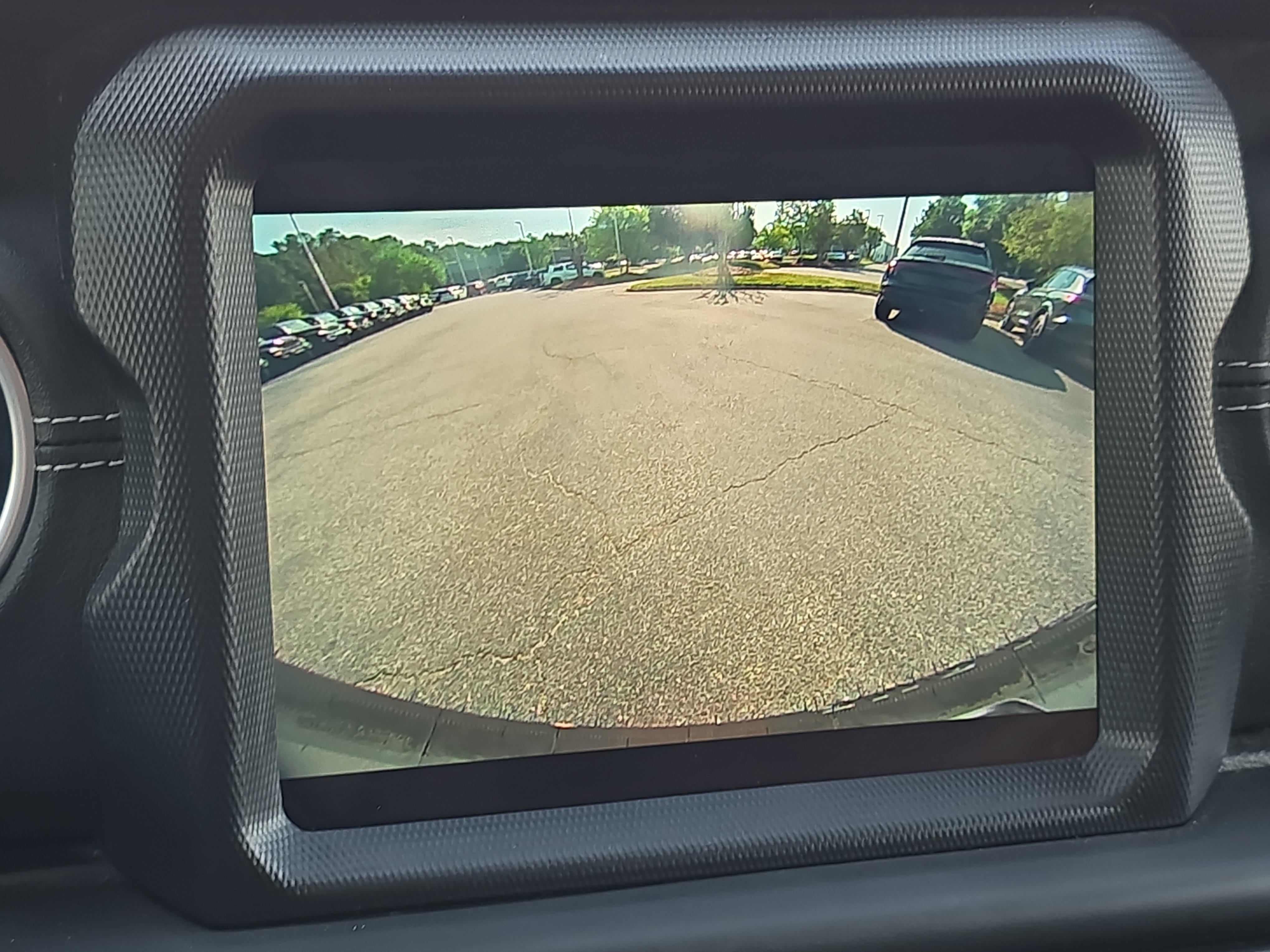 Used 2018 Jeep Wrangler Unlimited Sahara image 23