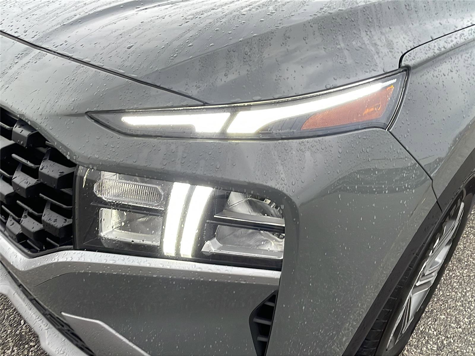 Used 2023 Hyundai Santa Fe SEL image 9