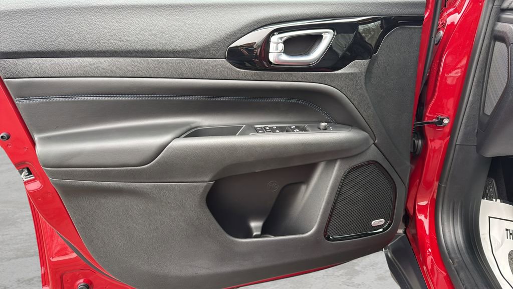 New 2026 Jeep Compass Limited w/ Sun, Sound & Navigation Group image 24