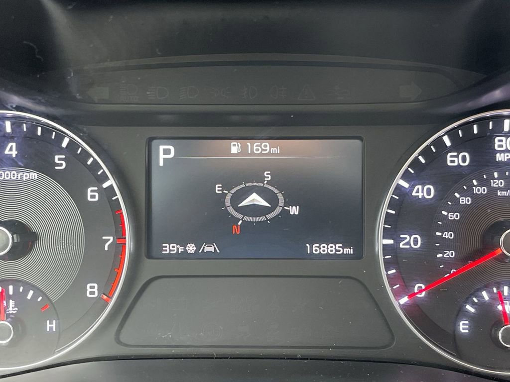 Used 2024 Kia Forte GT-Line w/ GT-Line Premium Package image 12