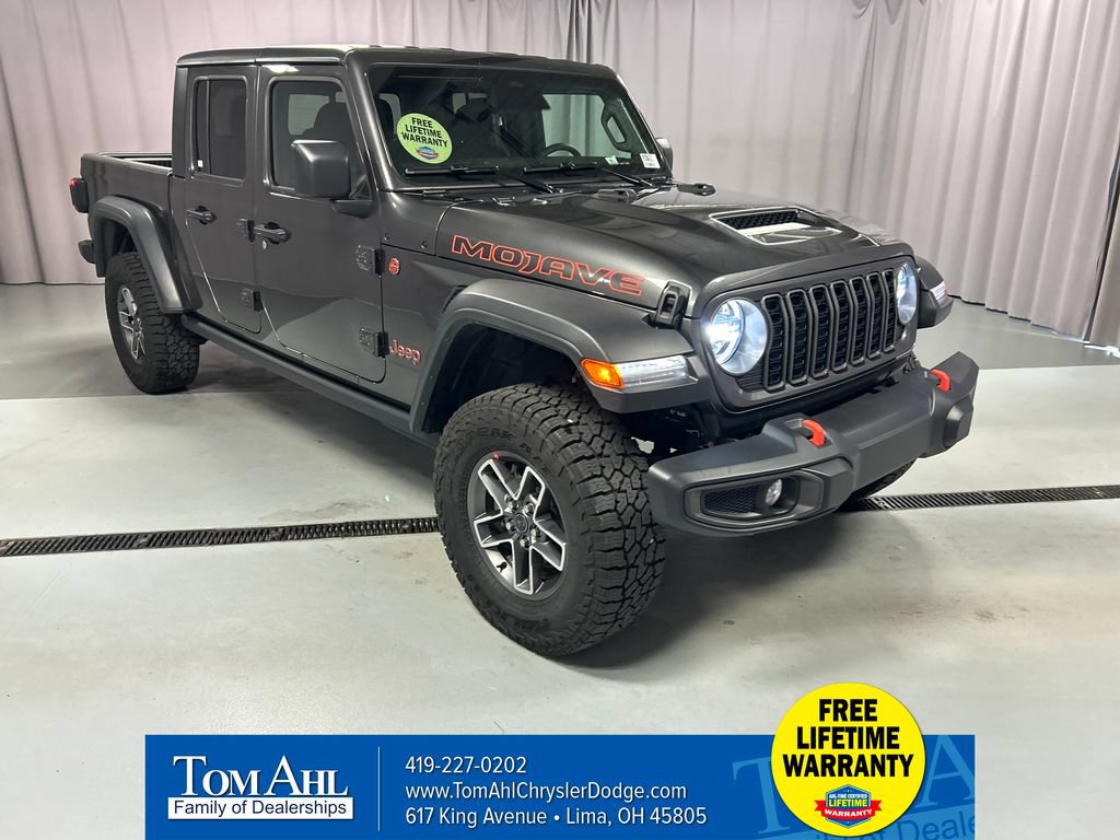 Used 2026 Jeep Gladiator Mojave AWD/4WD image 1