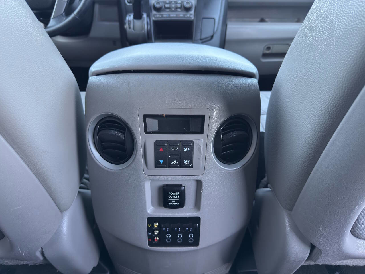 Used 2015 Honda Pilot Touring image 19