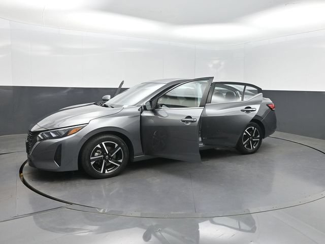 Used 2024 Nissan Sentra SV FWD image 35