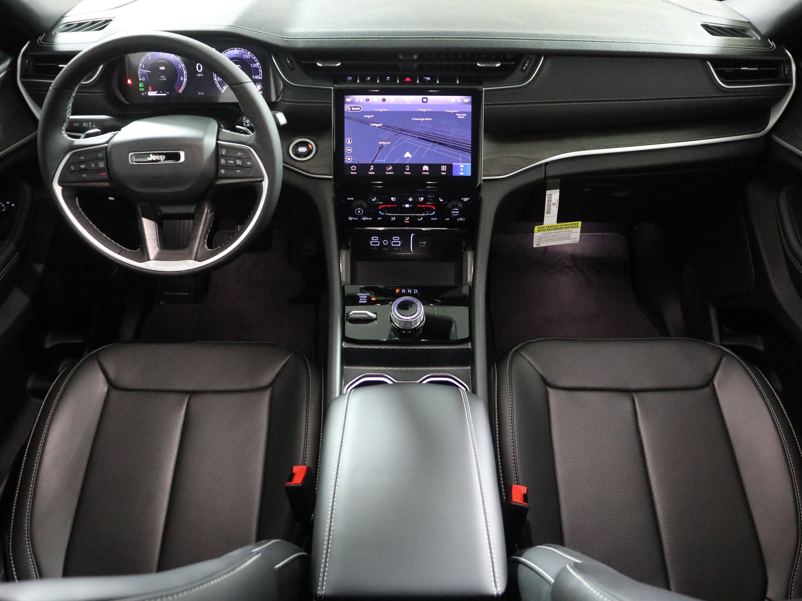 New 2025 Jeep Grand Cherokee Limited w/ Luxury Tech Group II image 15