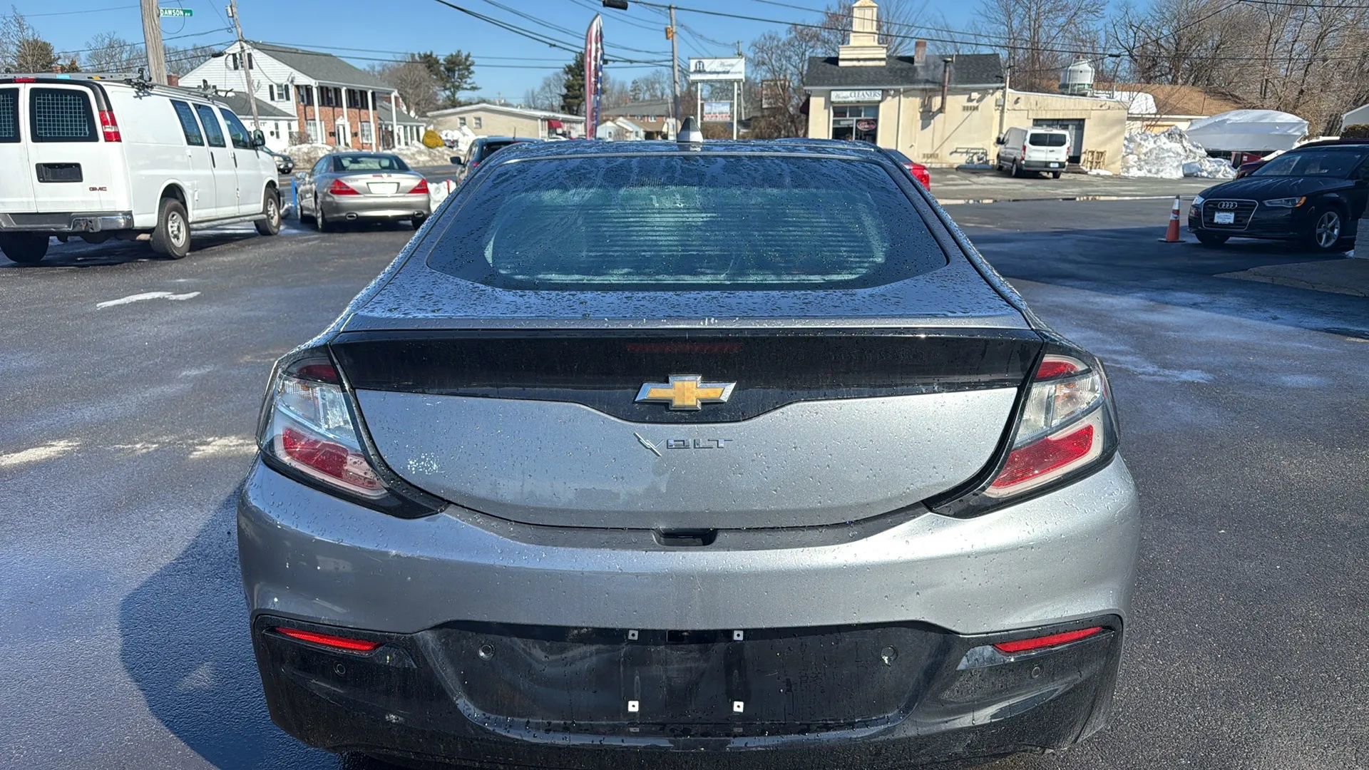 Used 2018 Chevrolet Volt Premier w/ Driver Confidence Package FWD image 8