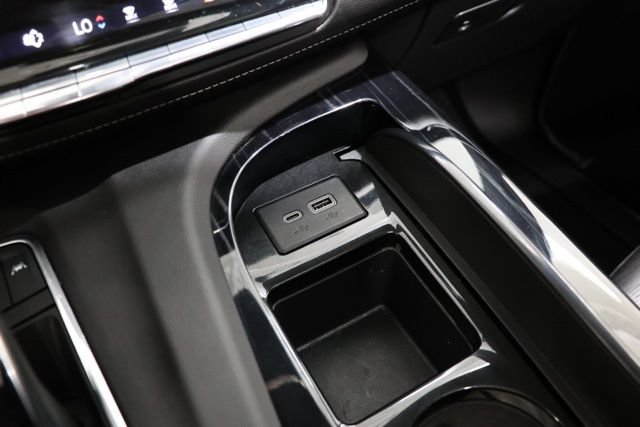 Used 2024 Cadillac Escalade ESV Sport AWD/4WD image 26