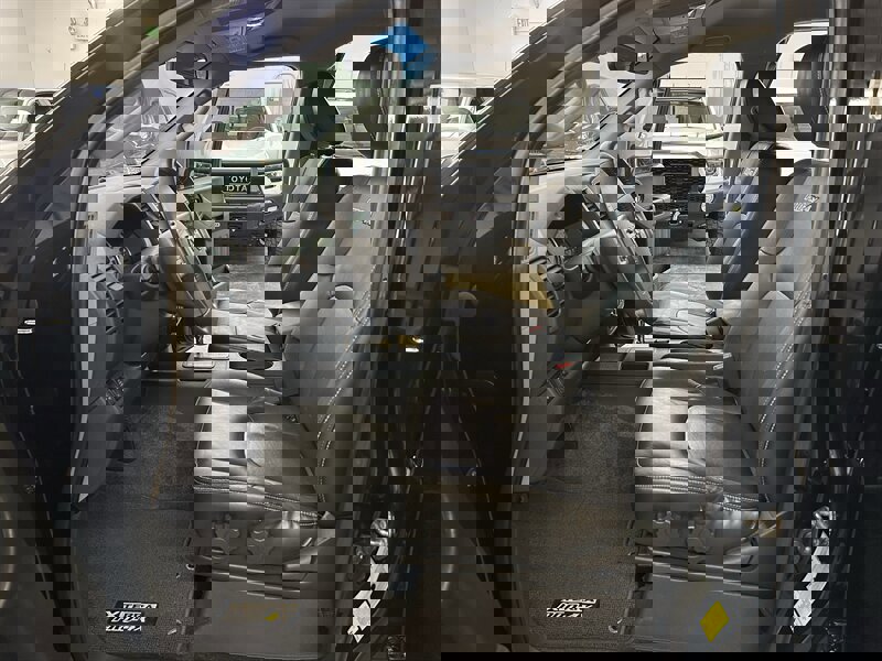 Used 2015 Nissan Xterra PRO-4X w/ Pro-4x Leather Package image 14