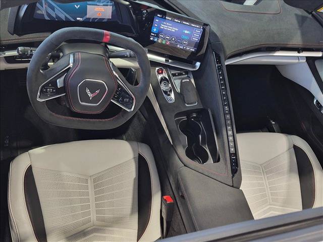Used 2023 Chevrolet Corvette Stingray Premium Cpe w/ Z51 Performance Package RWD image 16