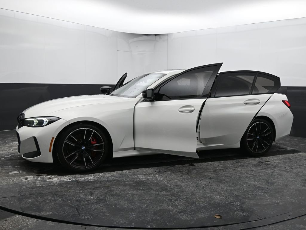 Used 2023 BMW M340i w/ Shadowloine Package image 12