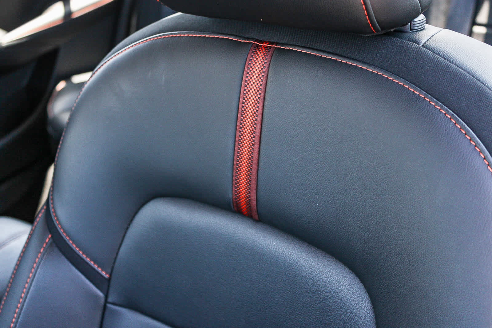 Used 2025 Nissan Sentra SR w/ SR Premium Package FWD image 24