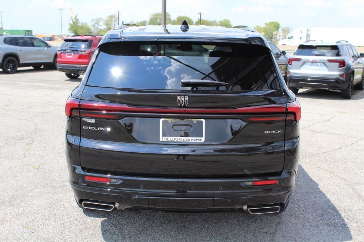 New 2026 Buick Enclave Sport Touring image 4