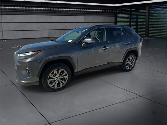 Used 2023 Toyota RAV4 Limited image 4