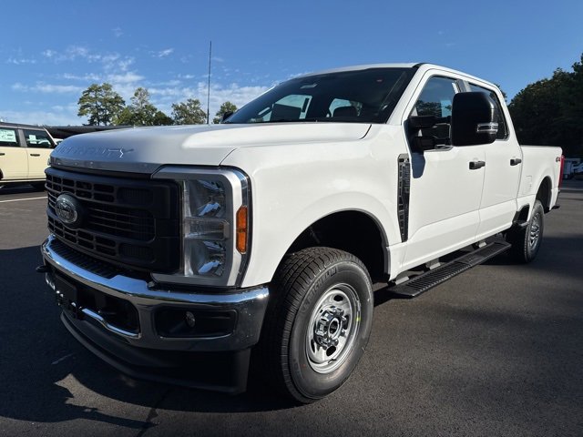 New 2026 Ford F350 XL w/ XL Chrome Package image 1