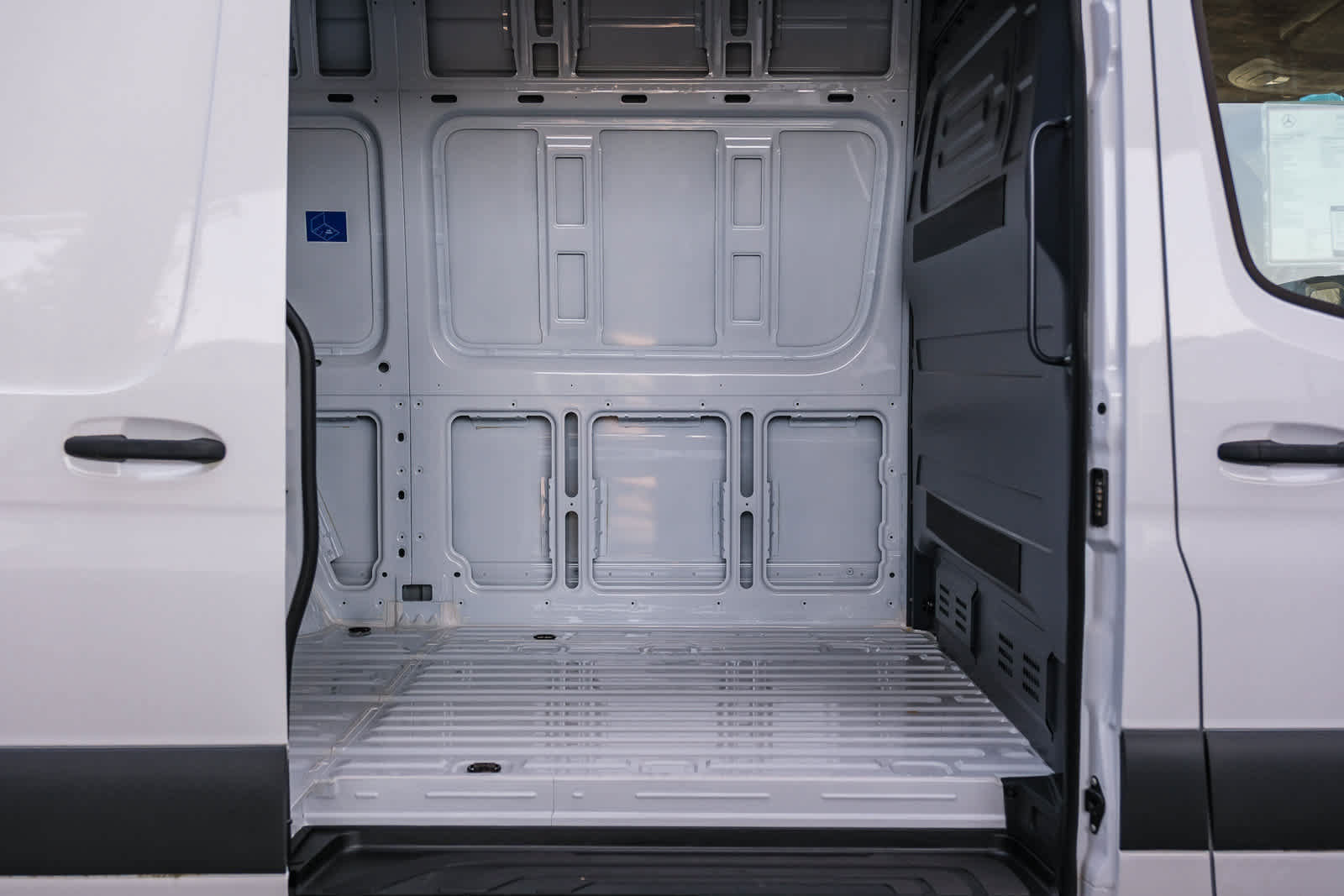 New 2025 Mercedes-Benz Sprinter 2500 image 17
