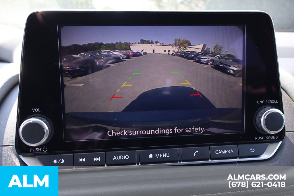 Used 2024 Nissan Rogue SV FWD image 34