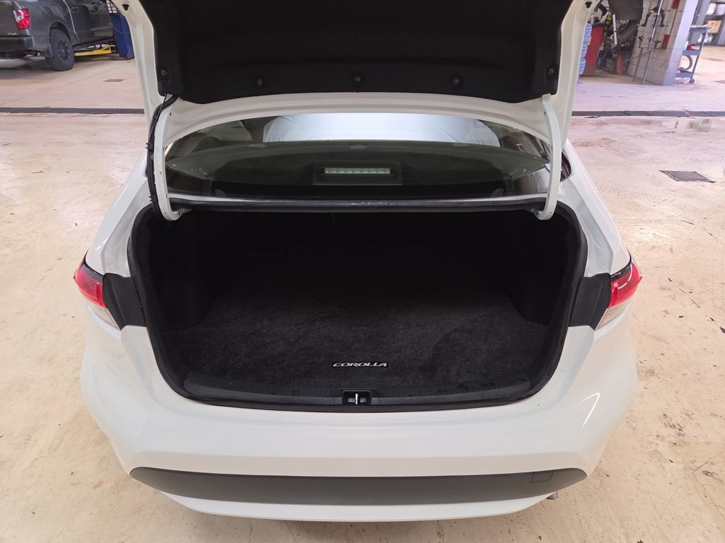 Used 2020 Toyota Corolla L image 22