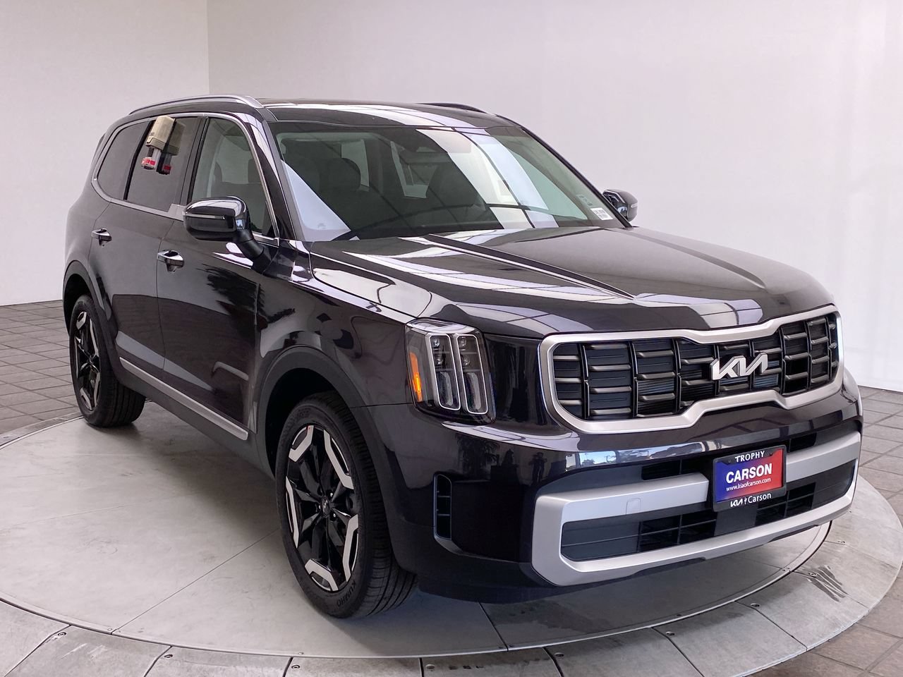Certified 2025 Kia Telluride S FWD image 7