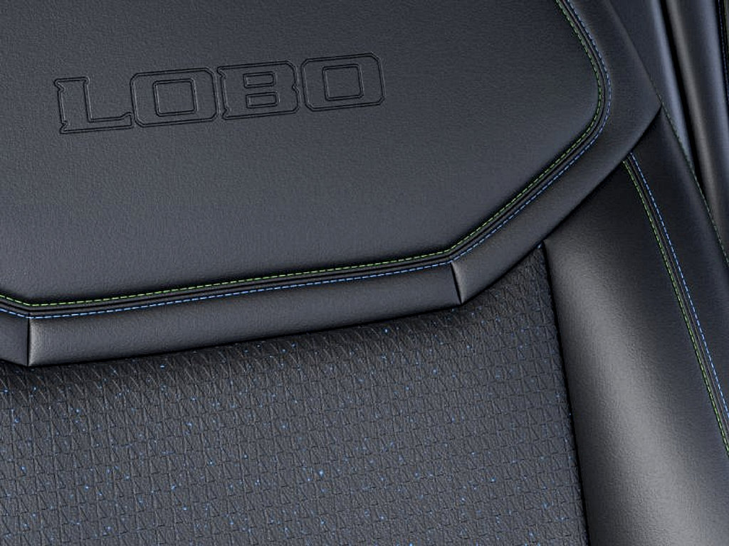 New 2026 Ford Maverick Lobo AWD/4WD image 17