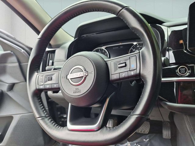 Used 2024 Nissan Pathfinder SV AWD/4WD image 18