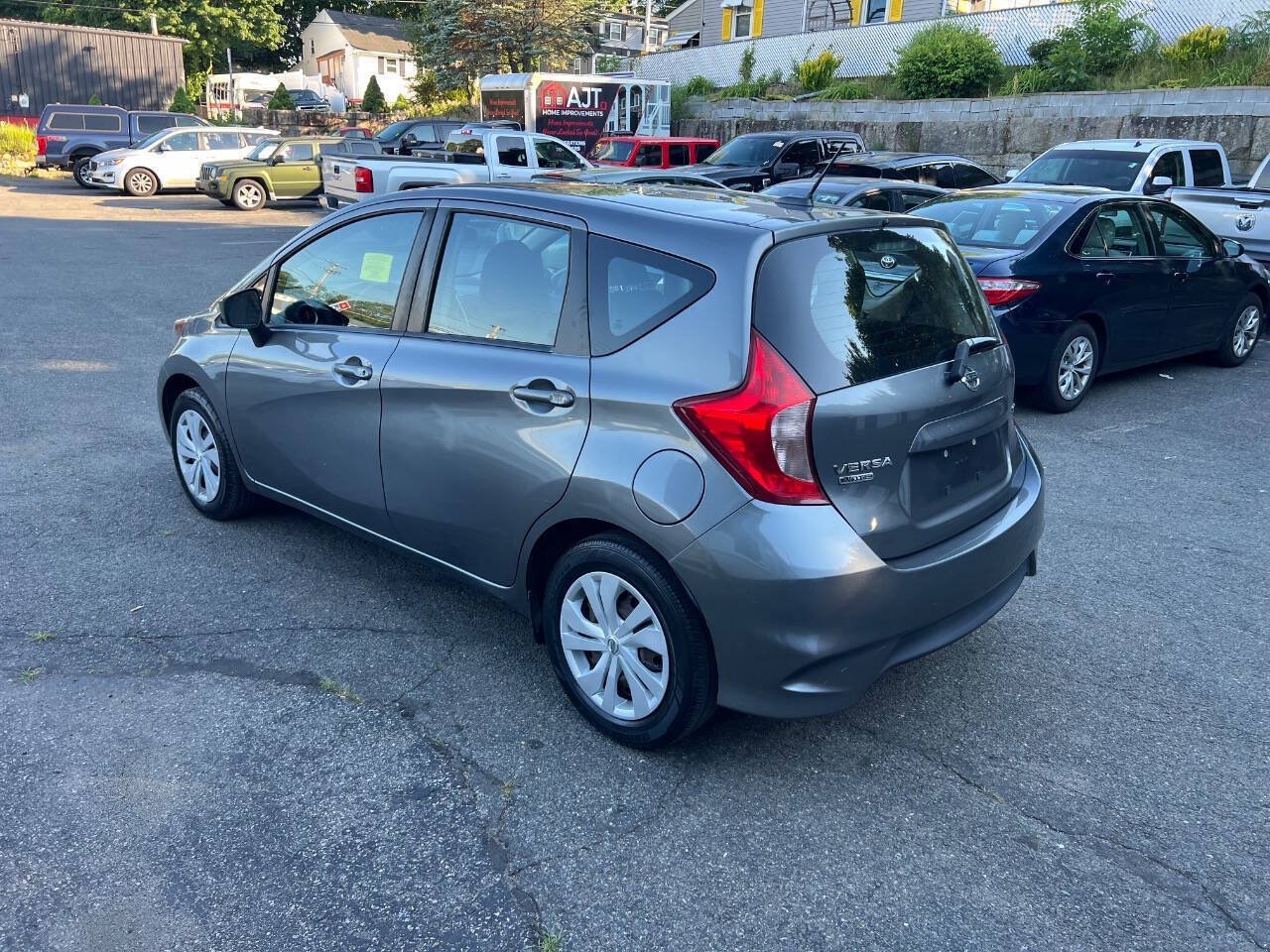 Used 2017 Nissan Versa Note SV FWD image 8