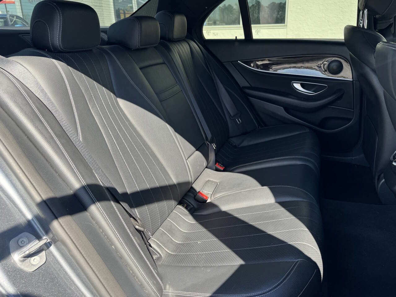 Used 2017 Mercedes-Benz E 300 image 11