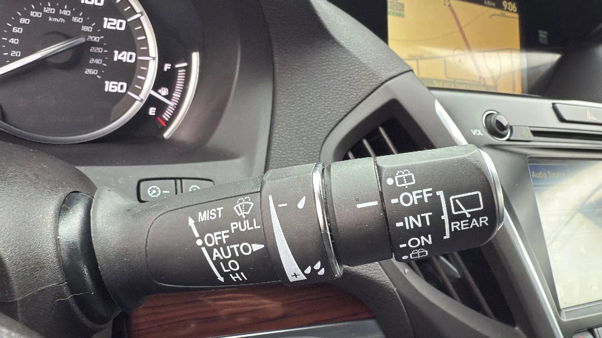 Used 2016 Acura MDX SH-AWD w/ Technology Package image 13