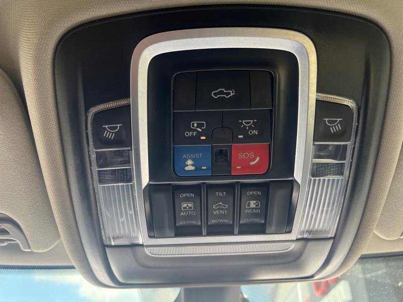 Used 2024 RAM 2500 Laramie w/ Cold Weather Group image 17
