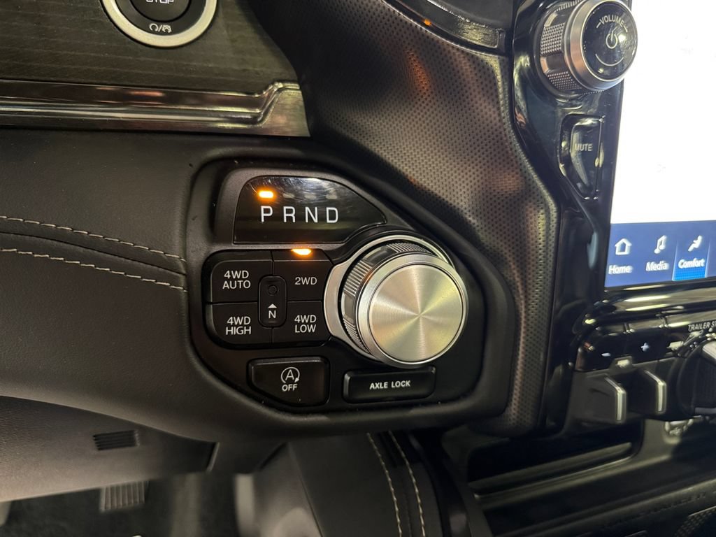 Used 2023 RAM 1500 Limited AWD/4WD image 21