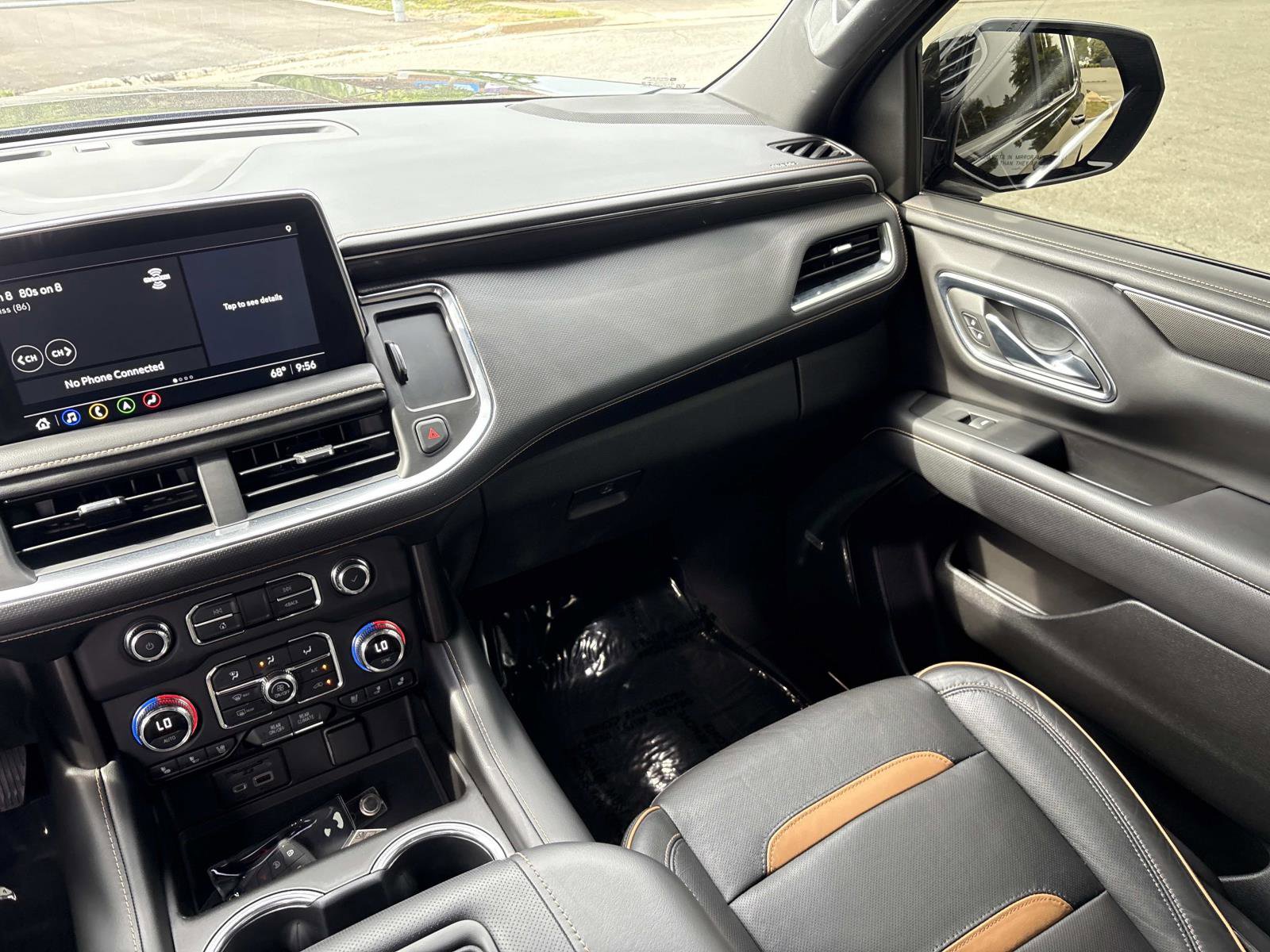 Certified 2021 GMC Yukon AT4 w/ Rear Media and Nav Package AWD/4WD image 27
