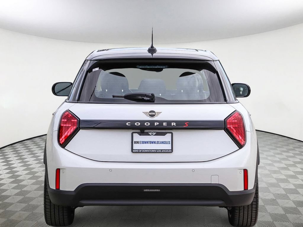 Used 2026 MINI Cooper S FWD image 9