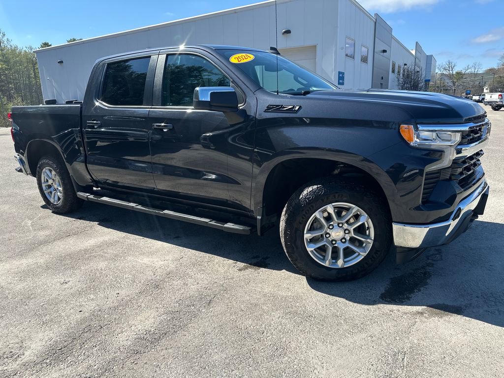 Used 2024 Chevrolet Silverado 1500 LT image 7