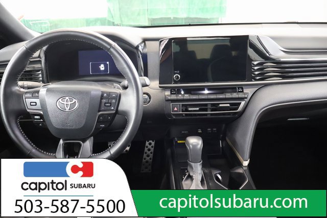 Used 2025 Toyota Camry SE FWD image 13
