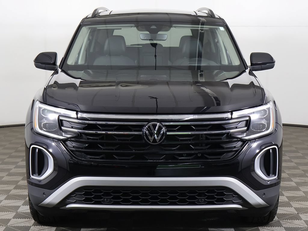 Used 2024 Volkswagen Atlas Peak Edition SEL AWD/4WD image 15