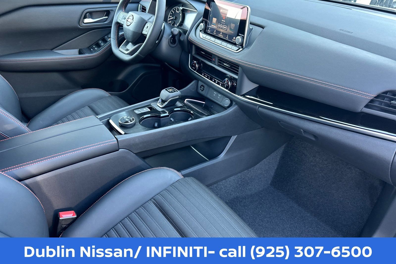 New 2026 Nissan Rogue SV w/ Rock Creek Premium Package AWD/4WD image 19