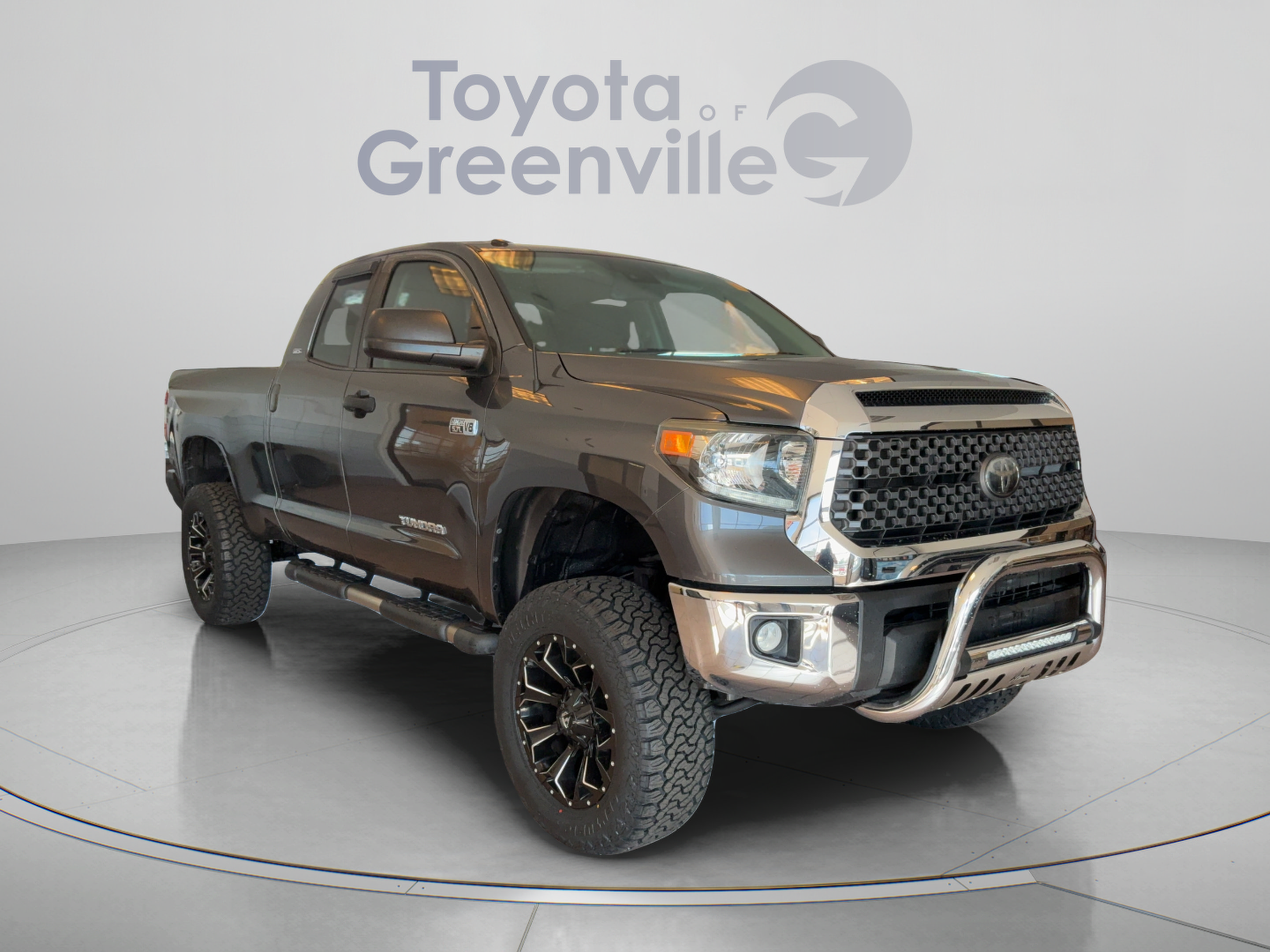 Used 2019 Toyota Tundra SR5 AWD/4WD image 8