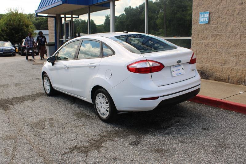 Used 2014 Ford Fiesta S FWD image 4
