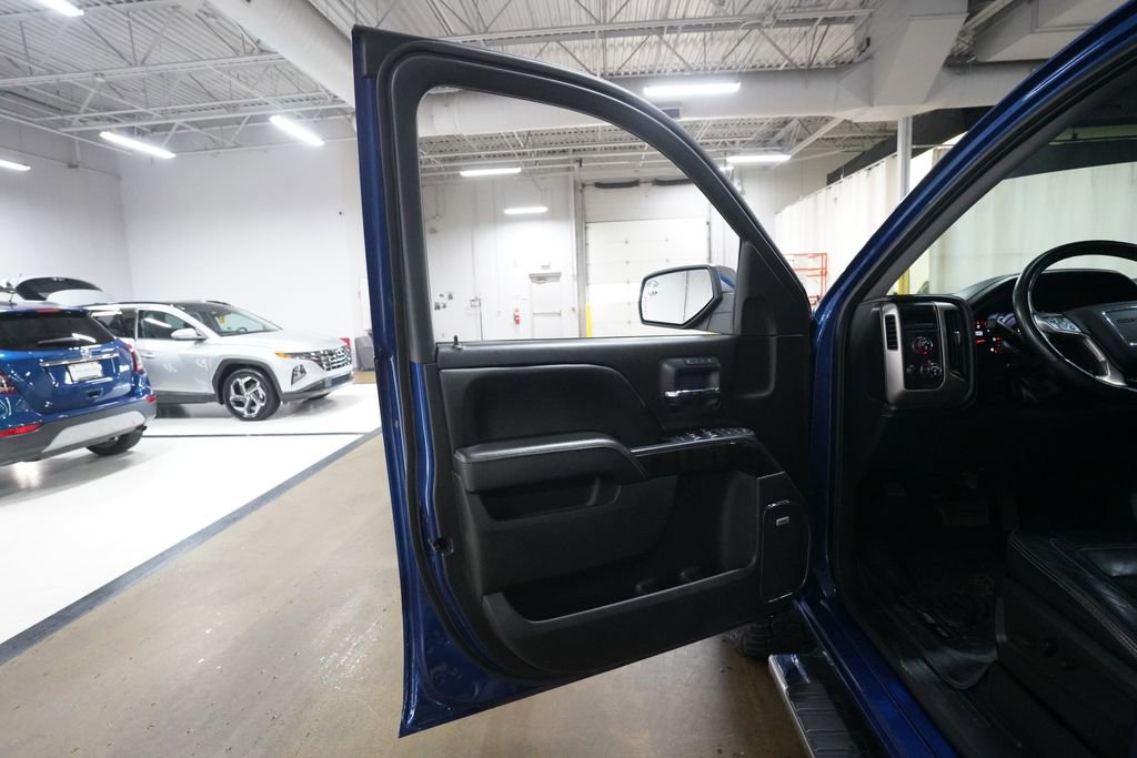 Used 2015 GMC Sierra 1500 Denali w/ Driver Alert Package AWD/4WD image 26
