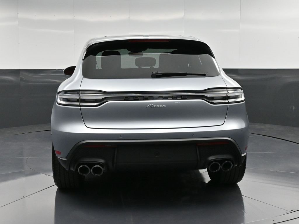 New 2026 Porsche Macan image 7