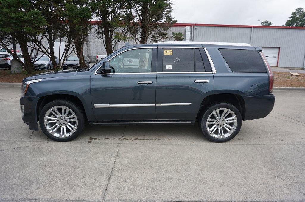 Used 2019 Cadillac Escalade Premium Luxury w/ LPO, Radiant Package image 22