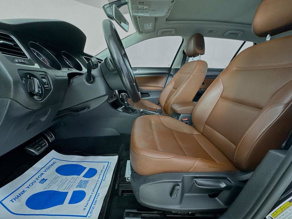 Used 2017 Volkswagen Golf Alltrack SEL image 25